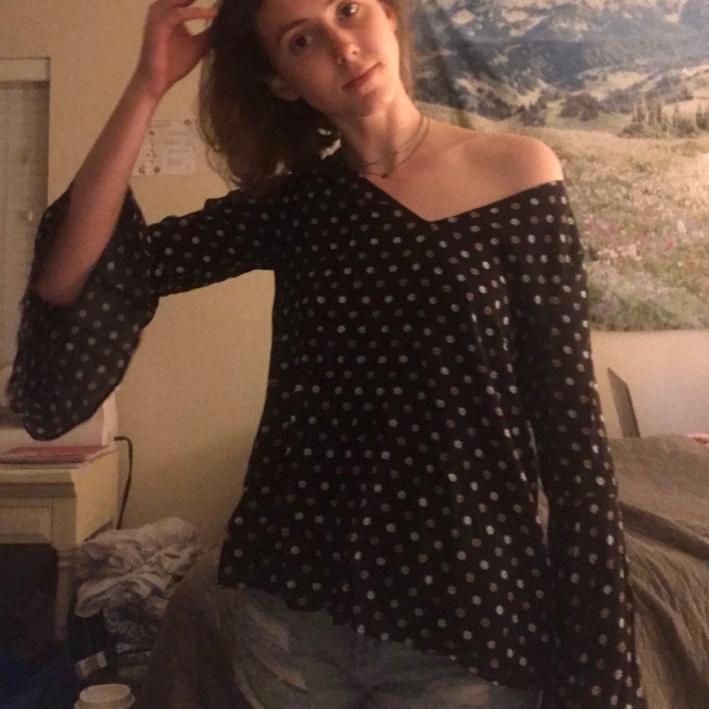 Long sleeve flared top